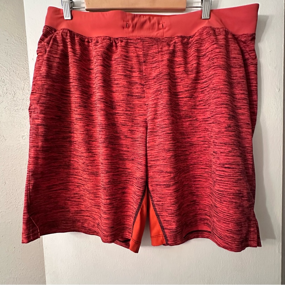 Lululemon T H E 9in Liner less Red Short Size 2X